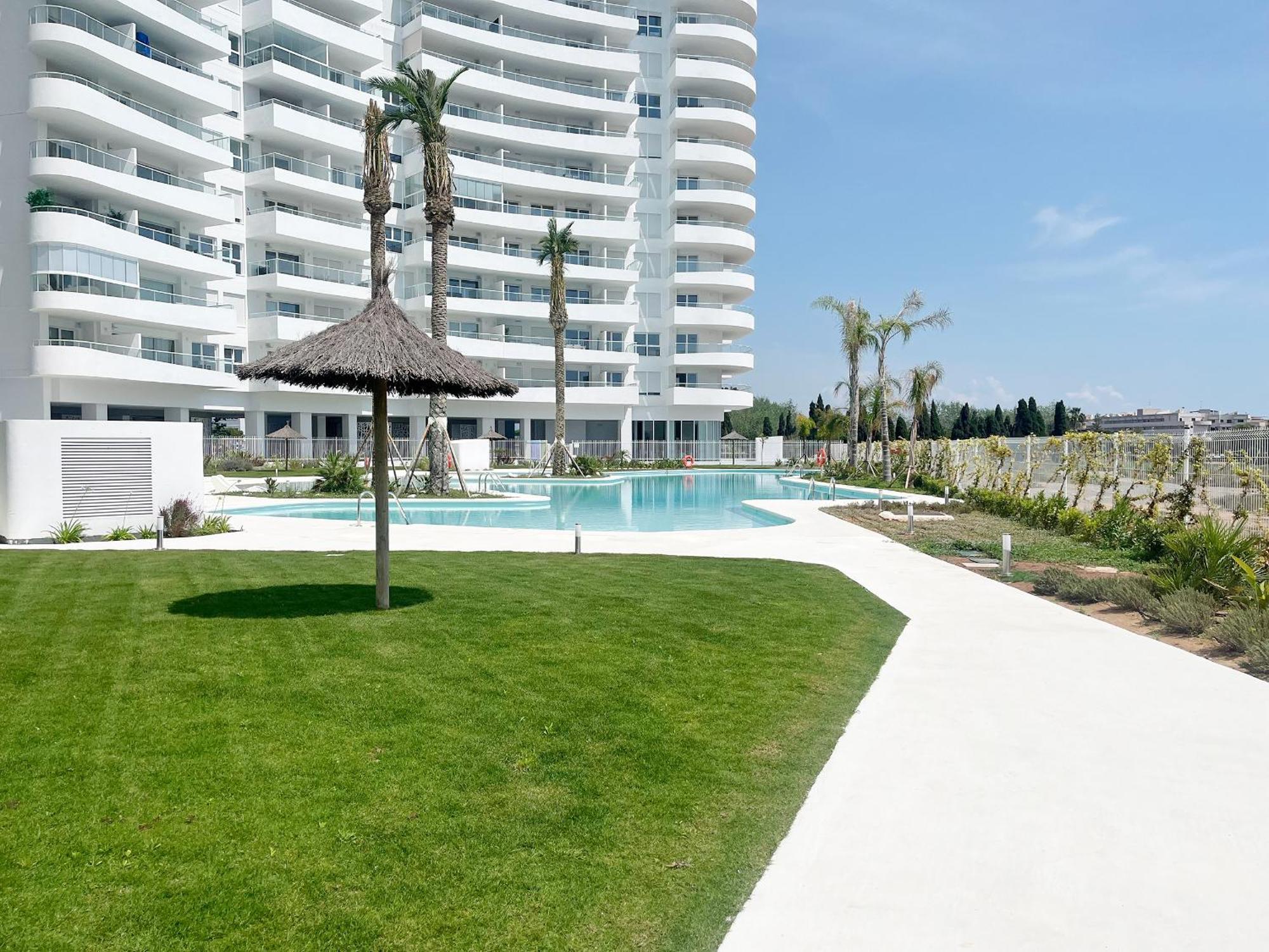 Global Properties, Apartamento Con Terraza Y Vistas A La Piscina En Gran Canet Canet d'En Berenguer Esterno foto